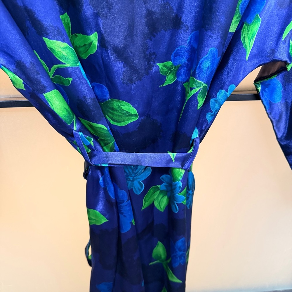 California Dynasty Vintage 80s Satin Floral Kimono Robe Navy Blue Green Sz L - Picture 4 of 8